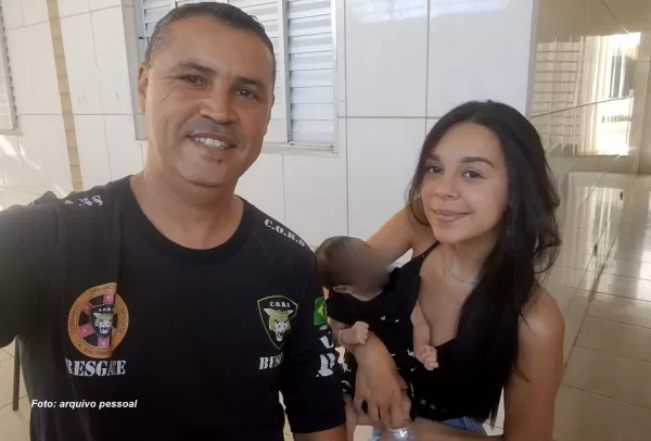 Voluntário de grupo mariliense salva bebê de 30 dias engasgado e emociona moradores