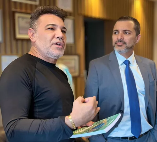 João Pinheiro, pré-candidato a prefeito de Marília, busca apoio em Brasília