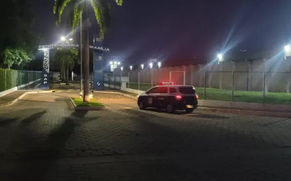 Rebelião no presídio de Marília mobiliza Polícia Militar e Corpo de Bombeiros