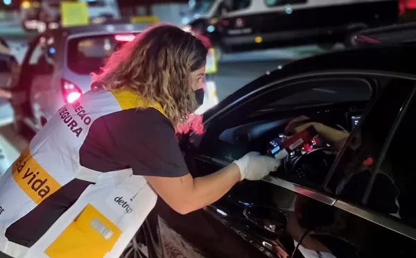 Detran autua 24 motoristas durante operação Direção Segura Integrada