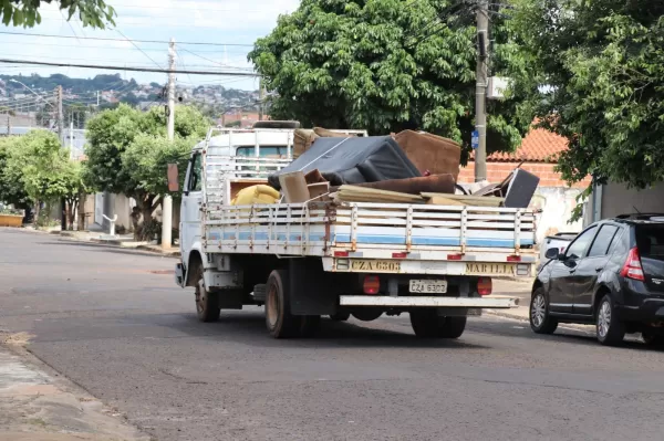 Mutirão de limpeza vai atender nova região de Marília a partir de segunda-feira. Veja qual será! 