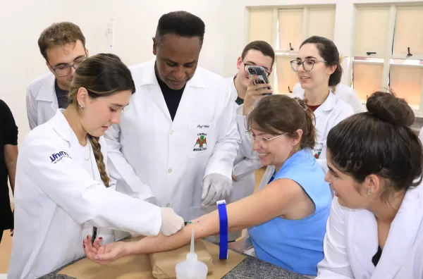 Medicina da Unimar mantém nota máxima em avaliação in loco do MEC