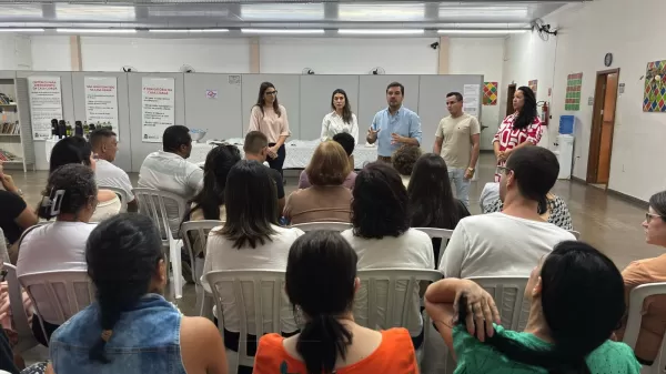 Prefeitura presta homenagem aos servidores da Assistência Social que atuaram no atendimento às vítimas do acidente da BR-153