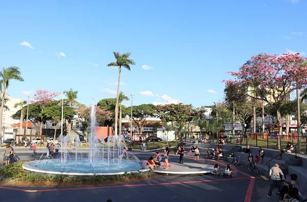Dia das Crianças terá balada kids gratuita na praça Maria Izabel, em Marília