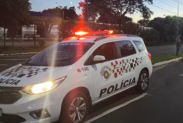 Homem acolhe morador de rua em casa e acaba assaltado em Marília