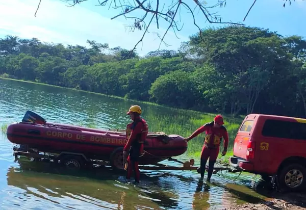 Equipes de salvamento intensificam buscas por jovem que desapareceu em rio na região