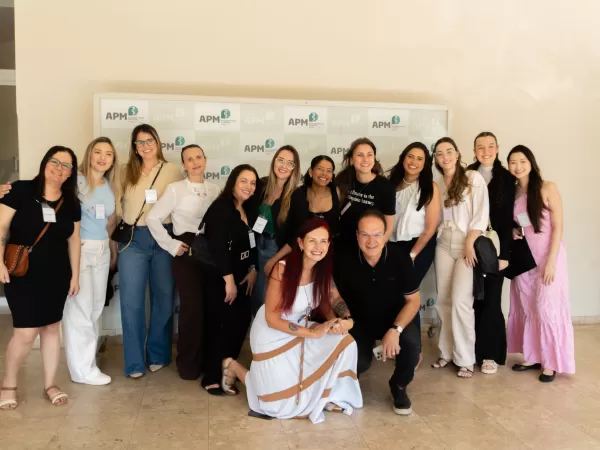 Unimed Marília promove encontro especial em homenagem às secretárias dos médicos cooperados