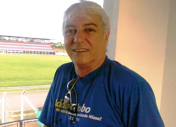 Morre aos 70 anos uma das vozes mais marcantes da história esportiva do MAC