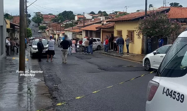 Três pessoas de uma mesma família são encontradas mortas a facadas