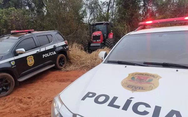 Trator avaliado em R$ 800 mil é recuperado pela Polícia Civil