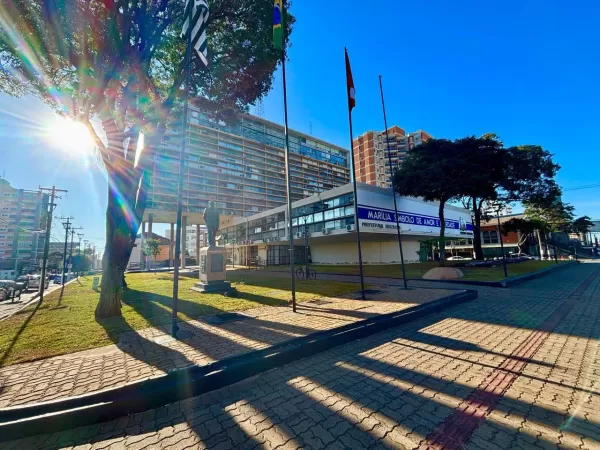 Prefeitura e Unimar firmam parceria para qualificação de servidores e melhoria do atendimento público