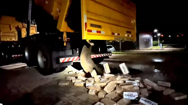 PRF apreende 233 quilos de pasta base de cocaína em carga de amendoim na BR-153