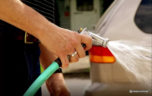 Calor intenso e período de festas aumentam consumo de água em Marília