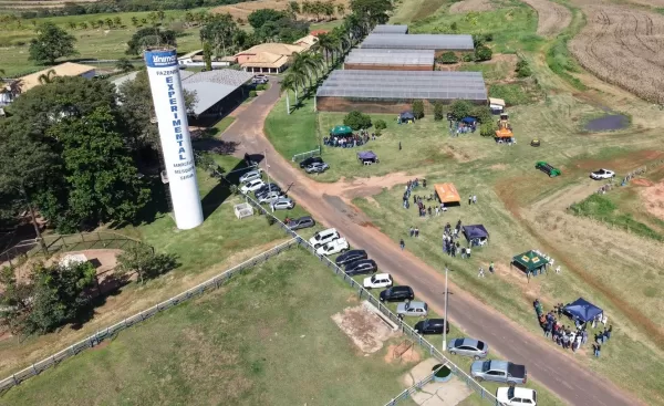 Parceria entre Unimar e Jacto marca primeira colheita de milho no FarmLab