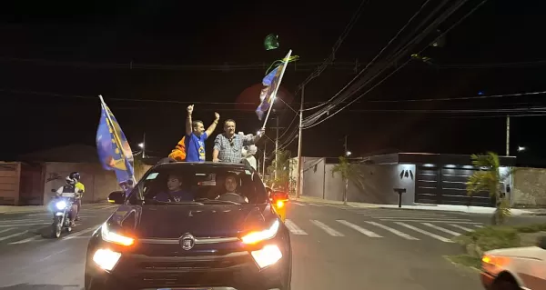 Carreata de João Pinheiro no jardim Maracá reúne 200 veículos e diversão para crianças