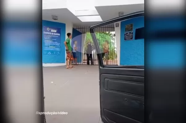 Família vai visitar túmulo e fica presa em cemitério na região