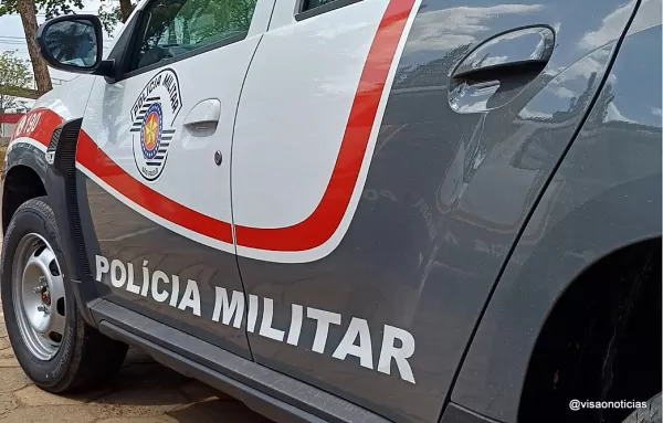 Trombadão é preso pela PM após atacar mulher