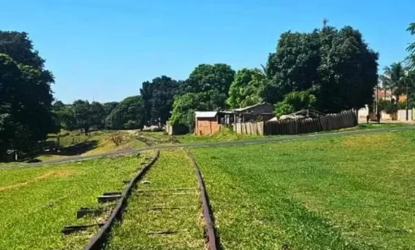 Ferrovia: concessionária Rumo vai à justiça para despejar 20 famílias