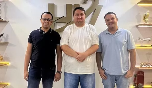 Garcia da Hadassa recebe empresários egípcios para acordos comerciais