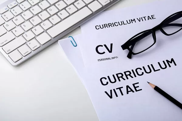 Semana começa “recheada” com vagas de emprego em Marília