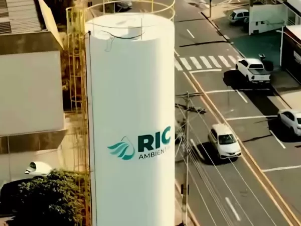 RIC conclui troca de transformador e abastecimento é normalizado na zona leste
