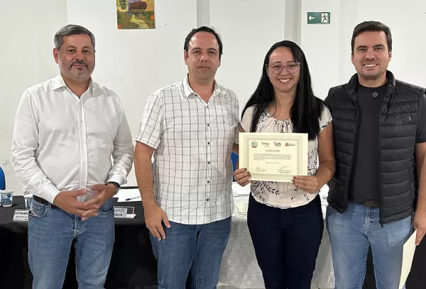Prefeitura e Fatec entregam certificados à feirantes que participaram do projeto “Boa Feira” em Marília