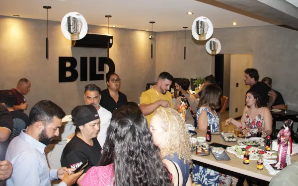 Bild reúne clientes e parceiros em evento festivo para apresentar empreendimentos