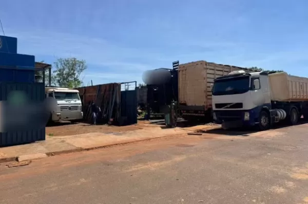 Menino de 3 anos esquecido em ônibus escolar é achado em outra cidade após acordar e pedir ajuda