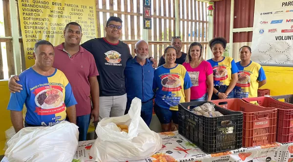 Vice-prefeito Cícero do Ceasa visita ONG Alimento Sim, Fome Não