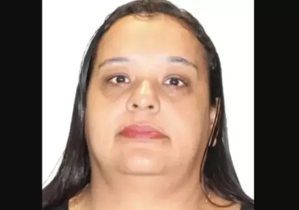 Mãe que matou os cinco filhos envenenados é presa