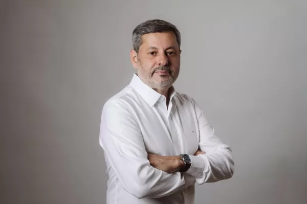 Na reta final, candidato a deputado estadual Rogerinho intensifica campanha em Marília e região