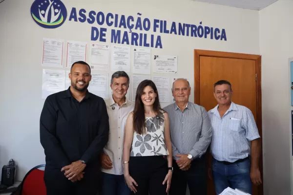 Dani Alonso e Capitão Augusto anunciam mais R$ 4,1 milhões para Marília