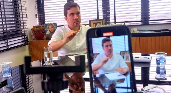 "Eu não poderia me acovardar para recuperar Marília", afirma Vinicius sobre pré-candidatura a Prefeito