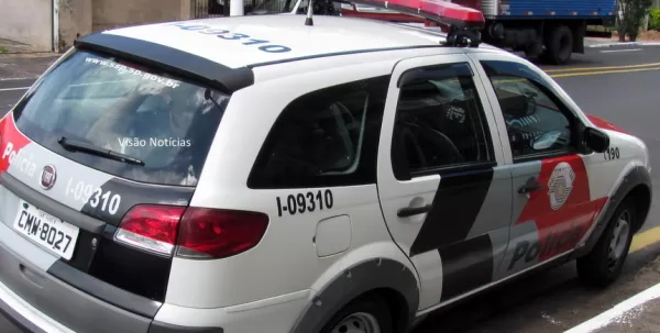 Médico em assaltado por suposto andarilho enquanto caminhava em área nobre de Marília