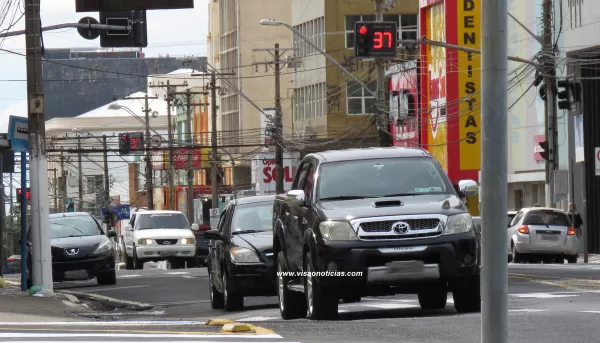 Donos de veículos com débitos de IPVA são notificados 