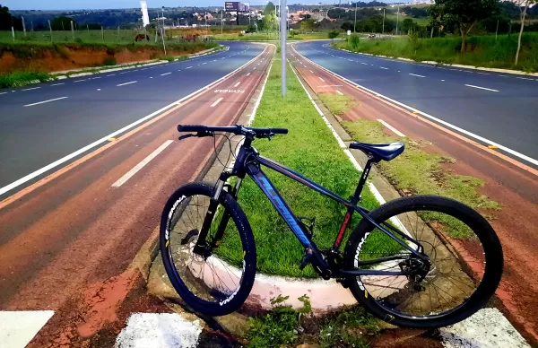 Maio Amarelo: Prefeitura de Marília implanta mais de 20 quilômetros de ciclofaixa 