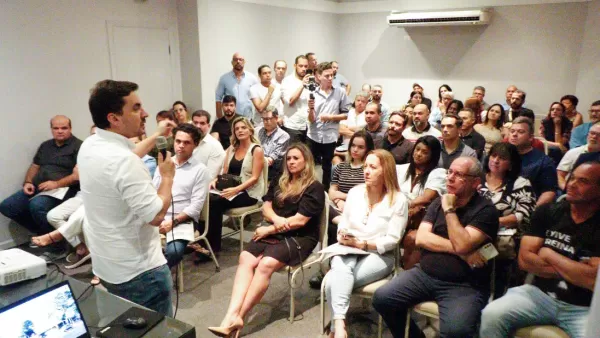 Vinicius Camarinha reúne pré-candidatos a vereador do PSDB/Cidadania e Solidariedade