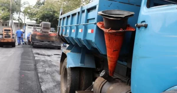 Recapeamento fecha trecho da Avenida da Saudade em Marília