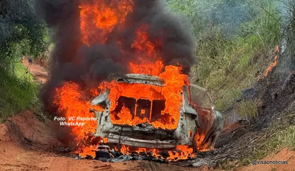 Após incêndio, polícia encontra corpo dentro de carro