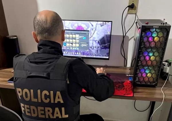 Pornografia infantil: Polícia Federal faz operação