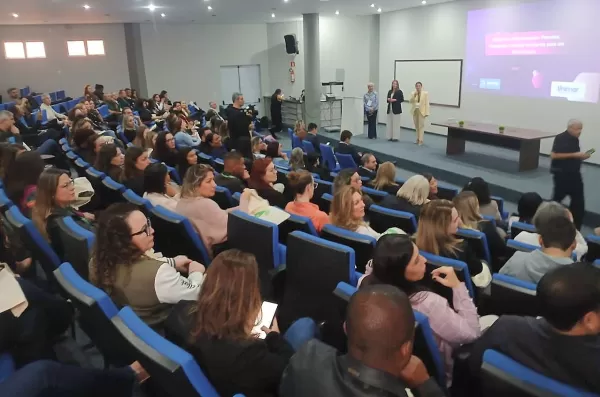 Encontro Regional de Lideranças em Saúde reúne cerca de 150 participantes na Unimar
