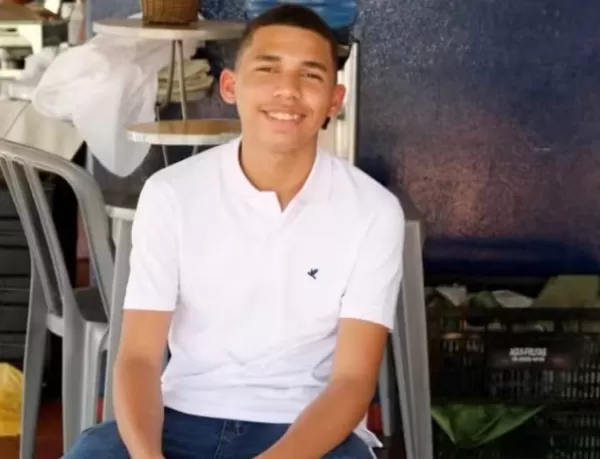 Calouro é encontrado morto em república de universitários na região