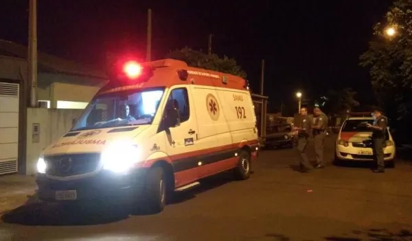 Homem é morto a facadas enquanto dormia. Em outra agressão, vítima ficou gravemente ferida em Marília