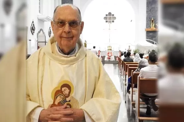 Corpo do Monsenhor Achiles é sepultado em Marília