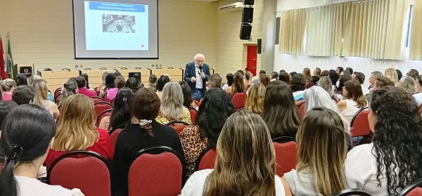 Gestores da Educação de Marília recebem formação sobre neurociência e aprendizagem