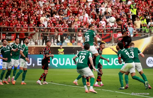 Flamengo vence Palmeiras e é tetra da Libertadores