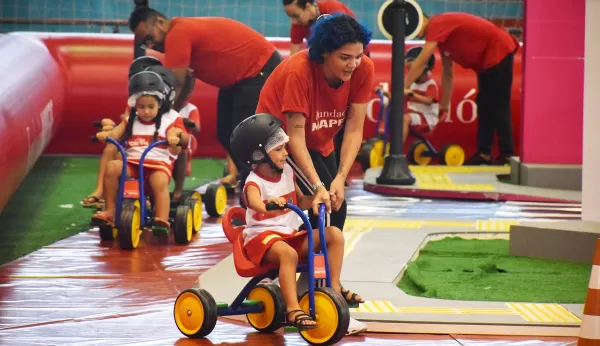 Programa de educação no trânsito e cidadania chega em Pompeia com a participação dos alunos da rede municipal