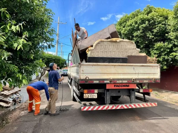 Mutirão de limpeza atende novos bairros de Marília a partir desta segunda-feira