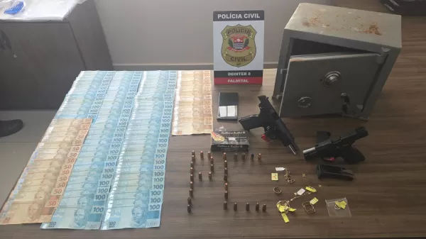 Operação prende 11 e desarticula esquema de “delivery” de drogas e armas