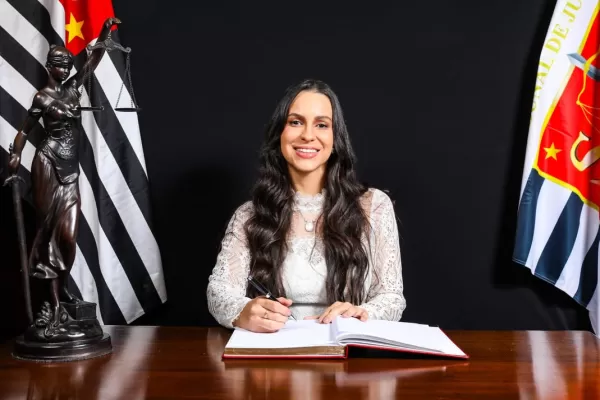 Egressa do curso de Direito do Univem é empossada como Juíza do Tribunal de Justiça